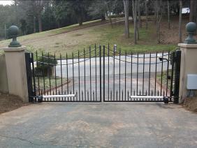 Ornamental Wrought Iron Automated Gates with scalloped split rail
